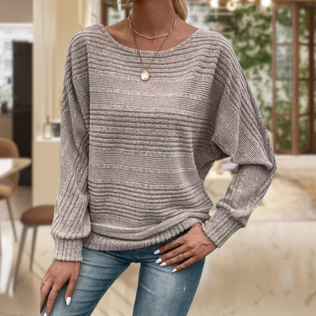 Women’s Loose Fit Crew Neck Sweater - Regenia