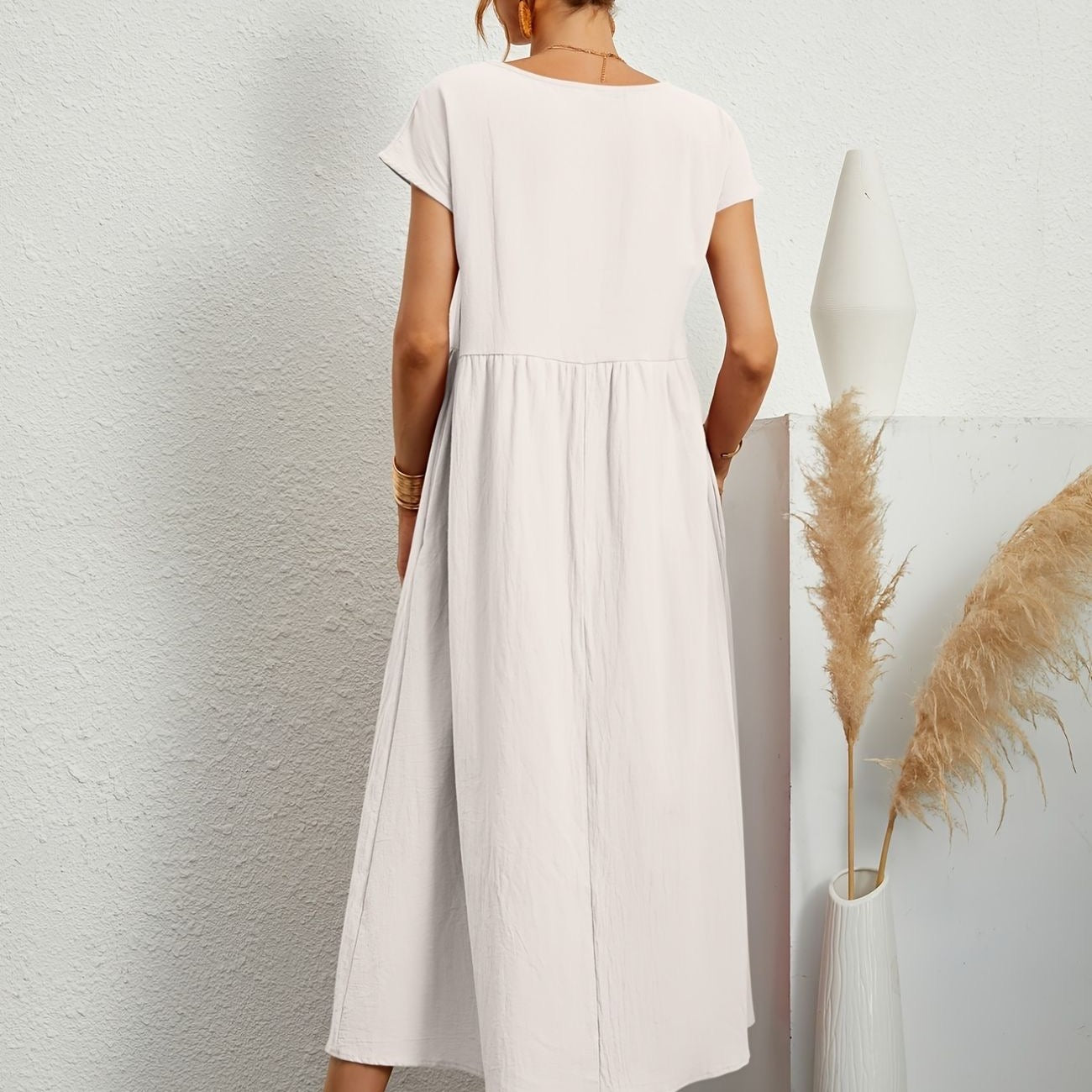 Women’s Elegant Round Neck Midi Dress - Camille