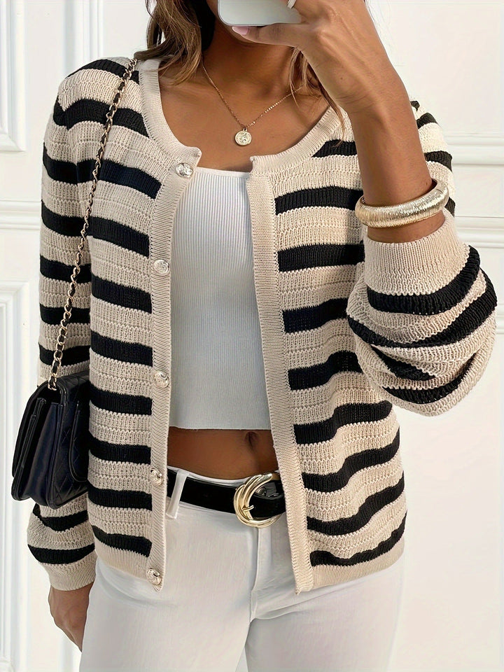 Women’s Buttoned Striped Cardigan - Esmade