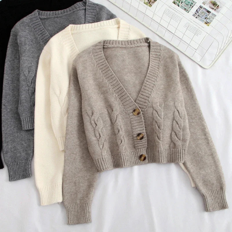 Women’s Cropped V-Neck Cardigan - Saoirse