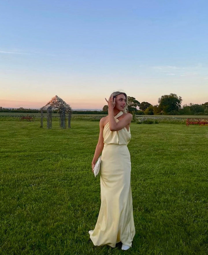 Women’s Elegant Halter Neck Maxi Dress - Ava