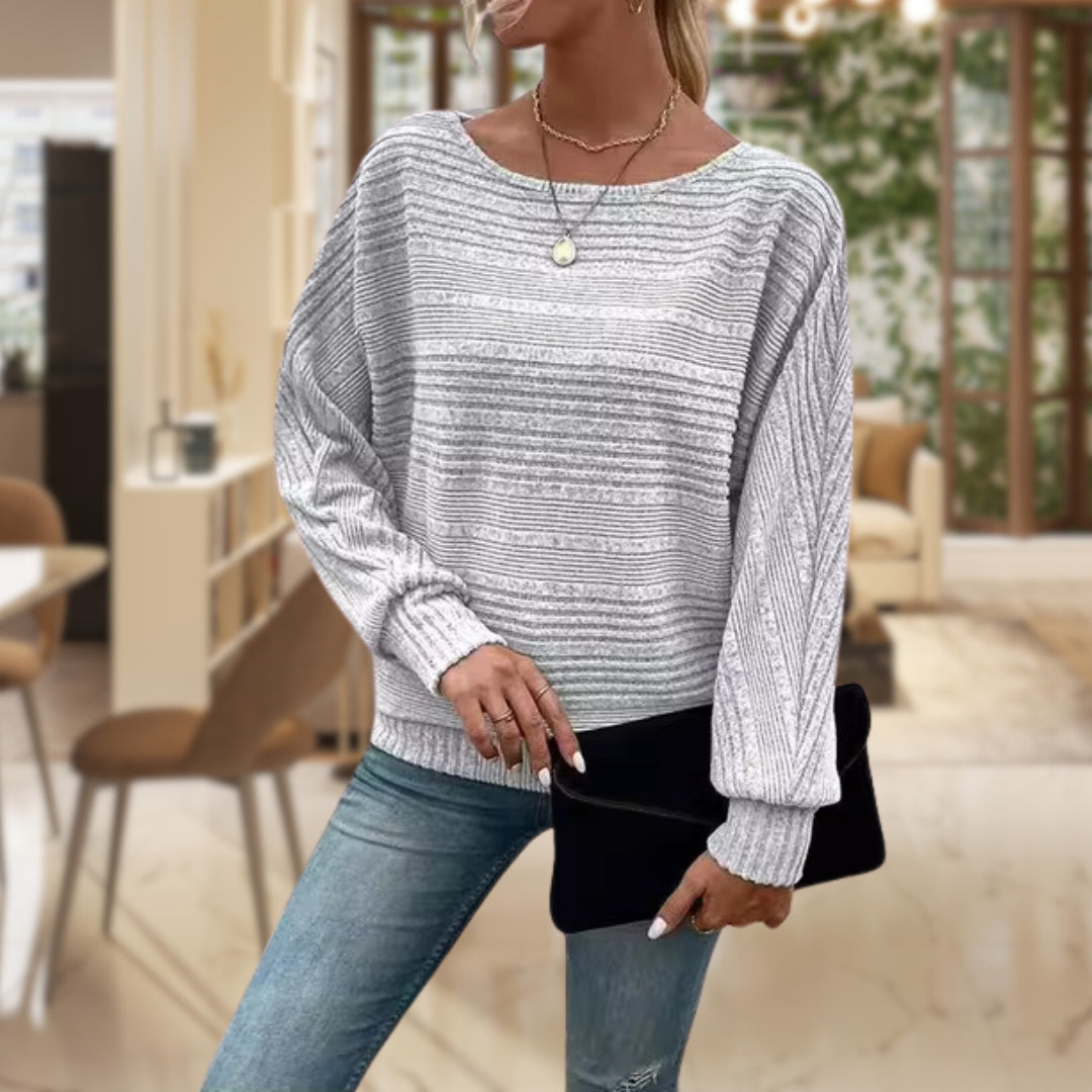 Women’s Loose Fit Crew Neck Sweater - Regenia