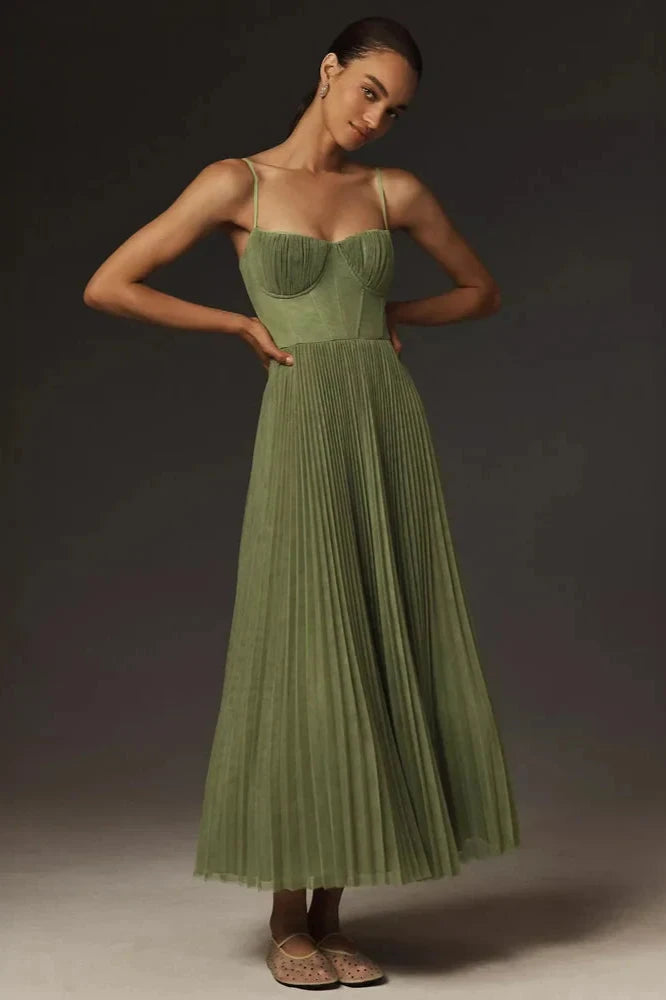 Women’s Green Elegant Flare Midi Dress - Auria