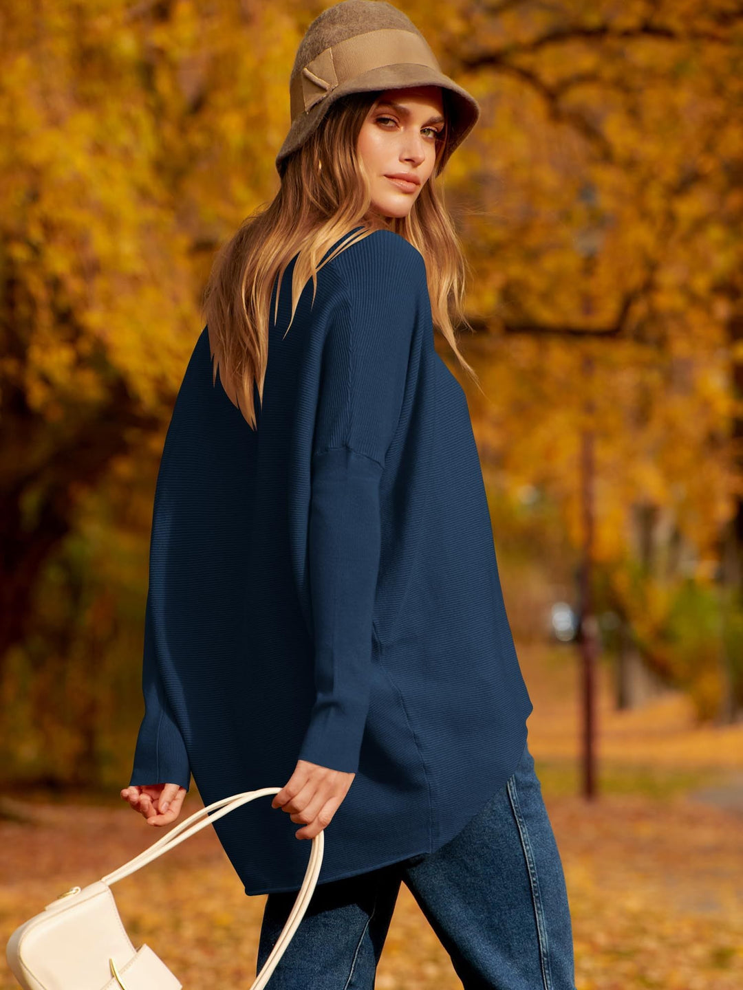Variant image for Women’s Oversized Sweater Comfortable Batwing Design - Sophie-16