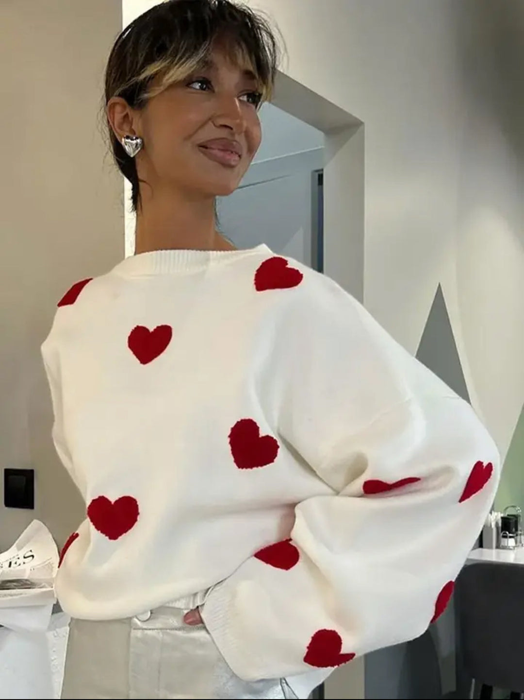 Women’s Cozy Oversized Heart Print Sweater - Nora