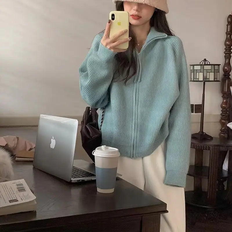 Women's Cozy Knitted Cardigan - Halsey