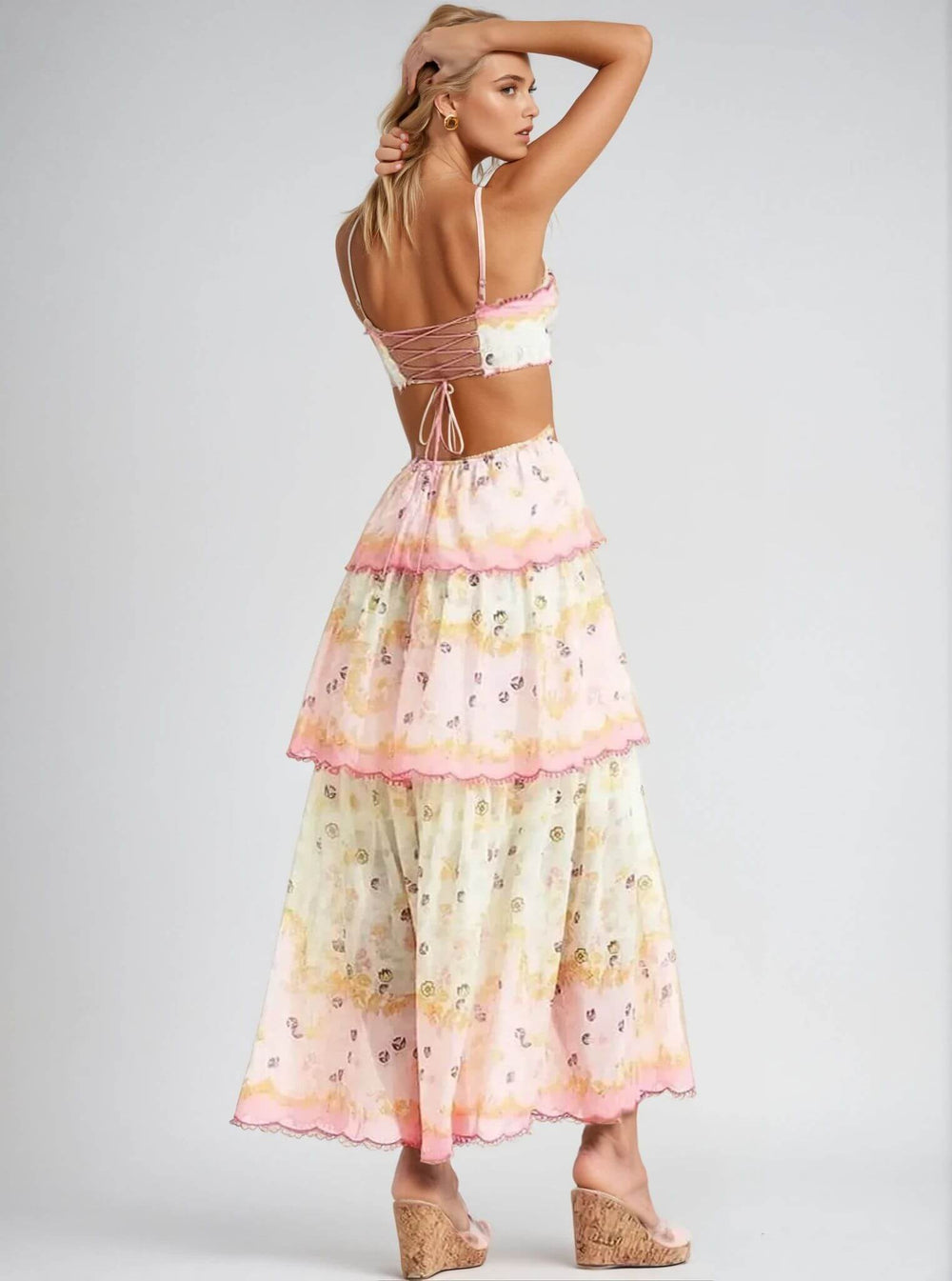 https://cdn.shopify.com/s/files/1/0785/0799/9567/files/Soera-Hilda-Dress-01_1_-Sienna-Studio_1.jpg?v=1745400589