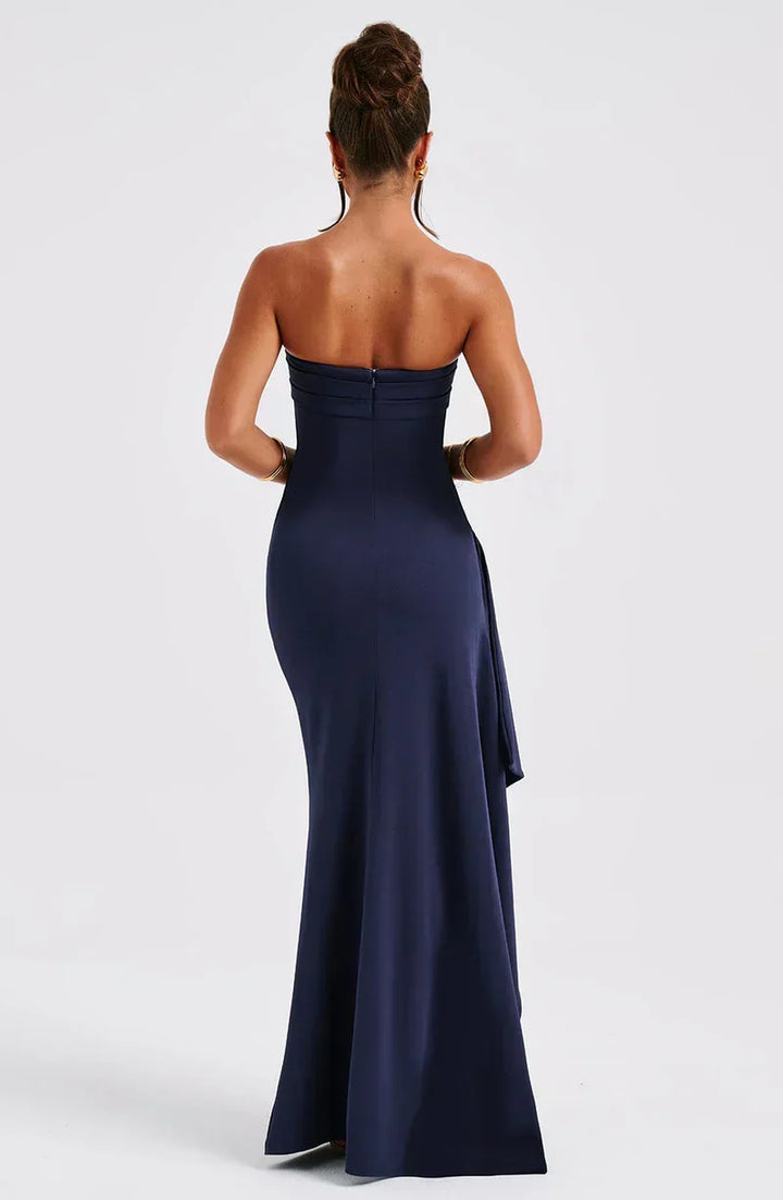 Twisted maxi dress without shoulders | Stella